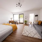 Come4stay - Seidenhof I Voll Ausgestattete Kueche I Balkon I Badezimmer Daire *