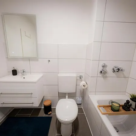 Come4stay - Seidenhof I Voll Ausgestattete Kueche I Balkon I Badezimmer アパート