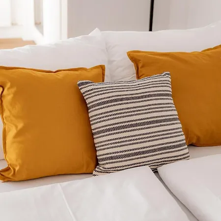 アパート Come4stay - Seidenhof I Voll Ausgestattete Kueche I Balkon I Badezimmer パッサウ