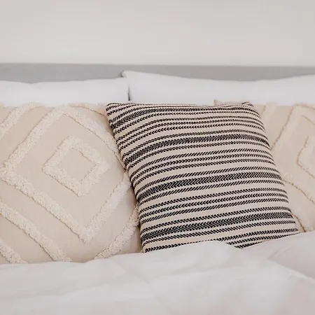Come4stay - Seidenhof I Voll Ausgestattete Kueche I Balkon I Badezimmer * パッサウ