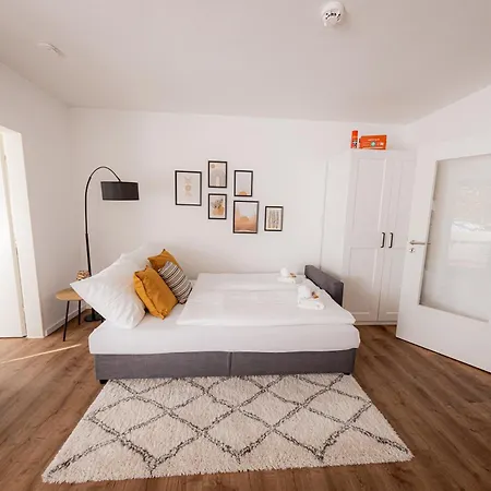 Come4stay - Seidenhof I Voll Ausgestattete Kueche I Balkon I Badezimmer アパート パッサウ
